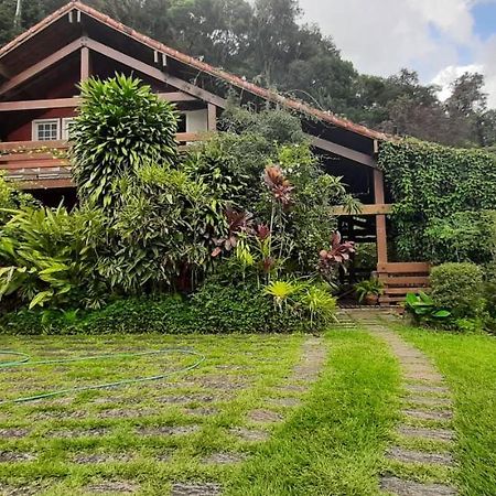 فيلا Casa Itaipava Country Club Petrópolis المظهر الخارجي الصورة